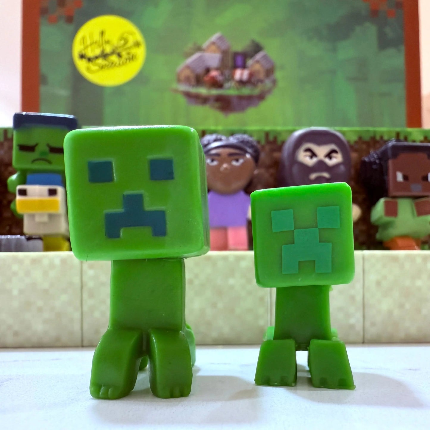 Mini Mob/Figurines Set - 24pcs Hello Season